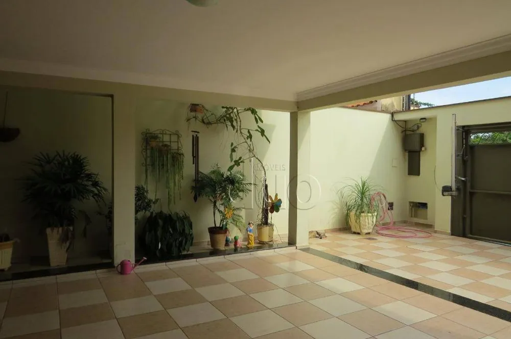 Casa, 3 quartos, 217 m² - Foto 2