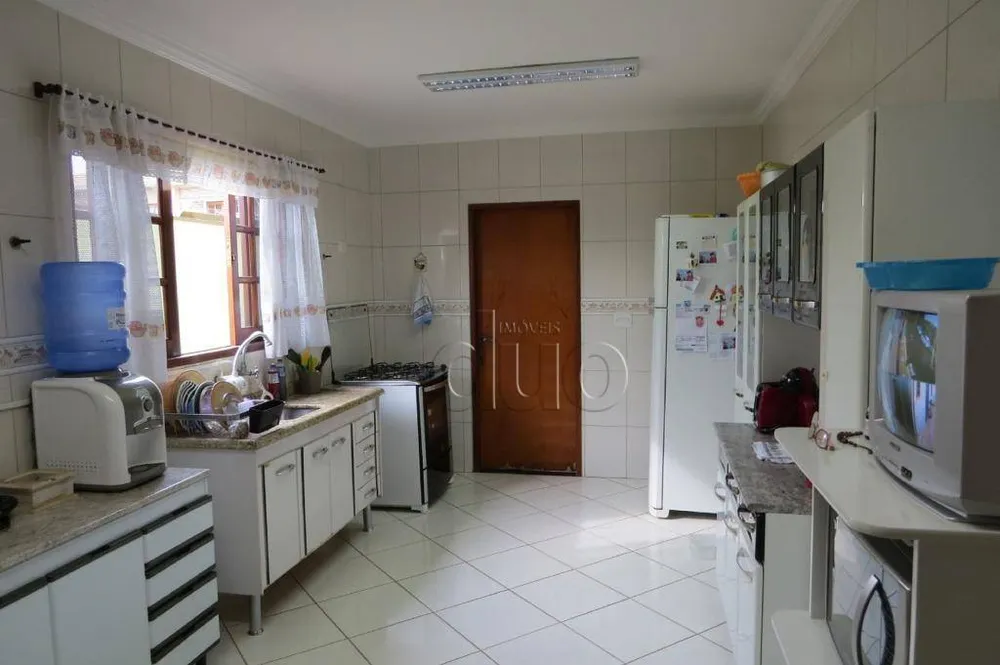 Casa, 3 quartos, 217 m² - Foto 4