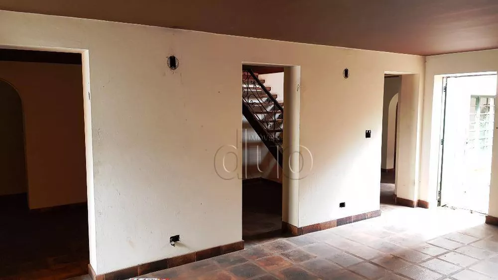 Casa à venda com 3 quartos, 350m² - Foto 4