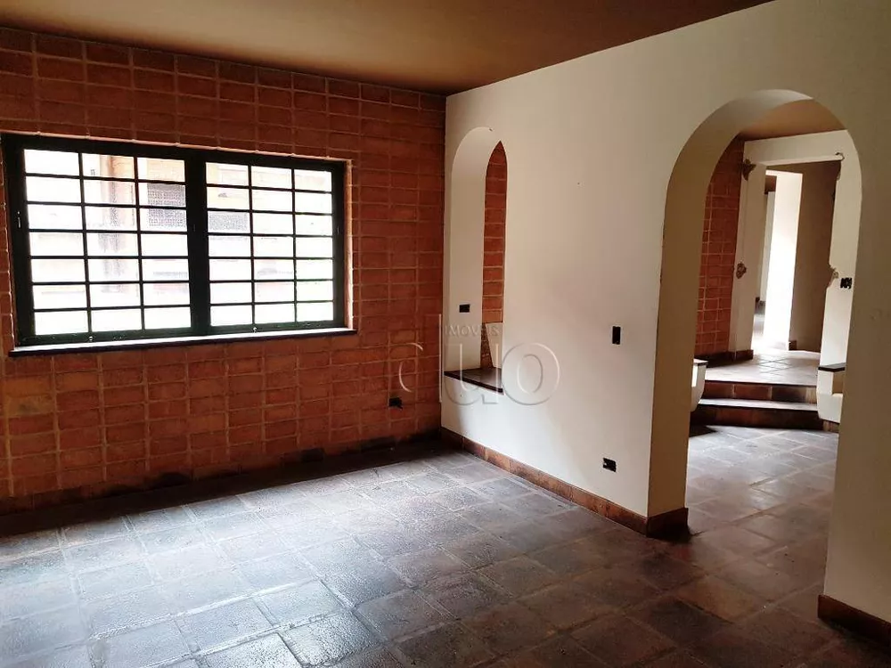 Casa à venda com 3 quartos, 350m² - Foto 1