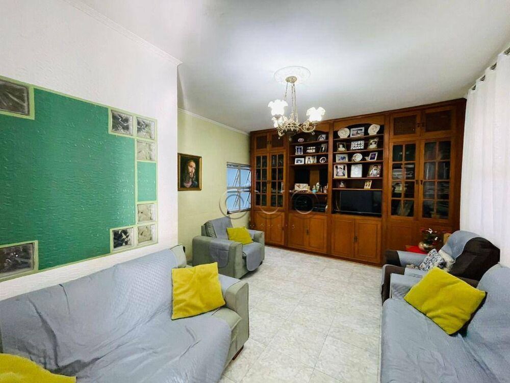 Casa, 3 quartos, 191 m² - Foto 2