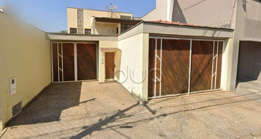 Casa, 3 quartos, 253 m² - Foto 1