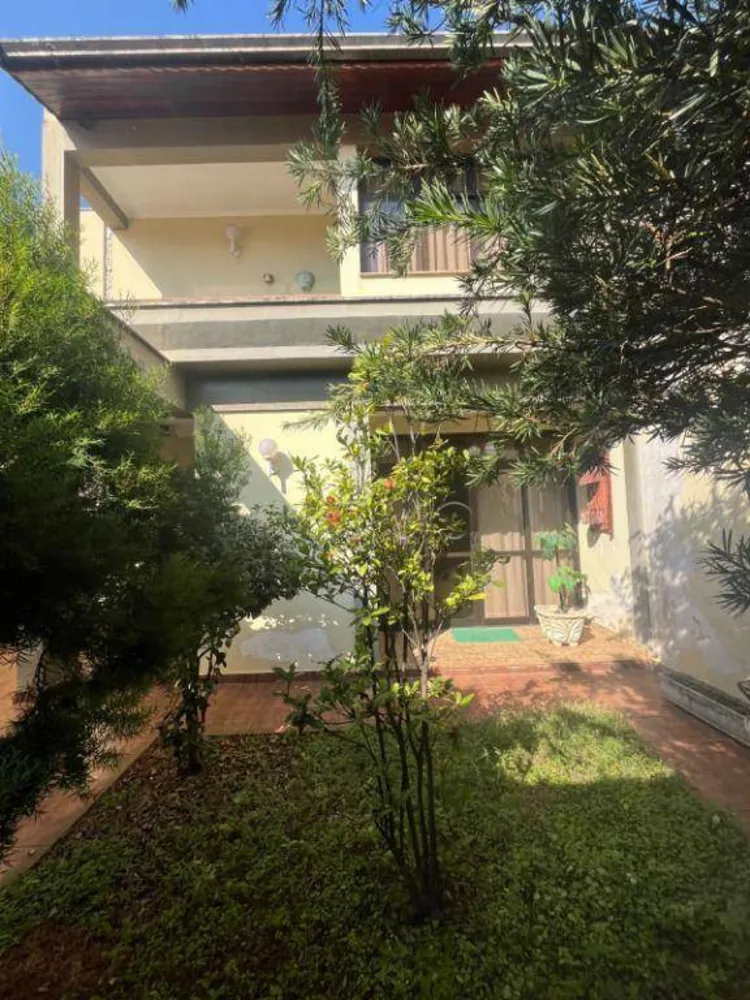 Casa, 3 quartos, 253 m² - Foto 2
