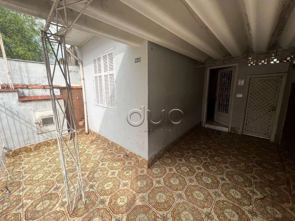 Casa à venda com 2 quartos, 95m² - Foto 2