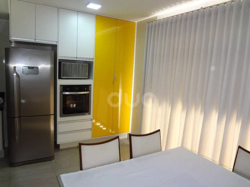 Casa, 3 quartos, 189 m² - Foto 1