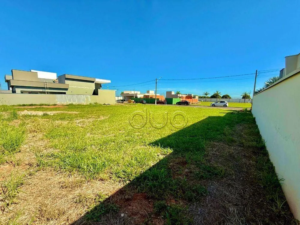 Loteamento e Condomínio, 250 m² - Foto 1