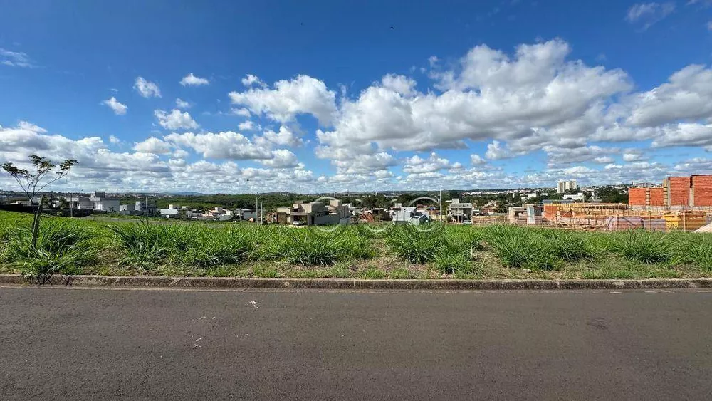 Loteamento e Condomínio, 272 m² - Foto 1