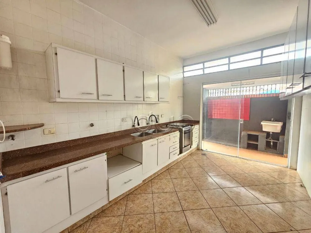Casa, 3 quartos, 284 m² - Foto 3