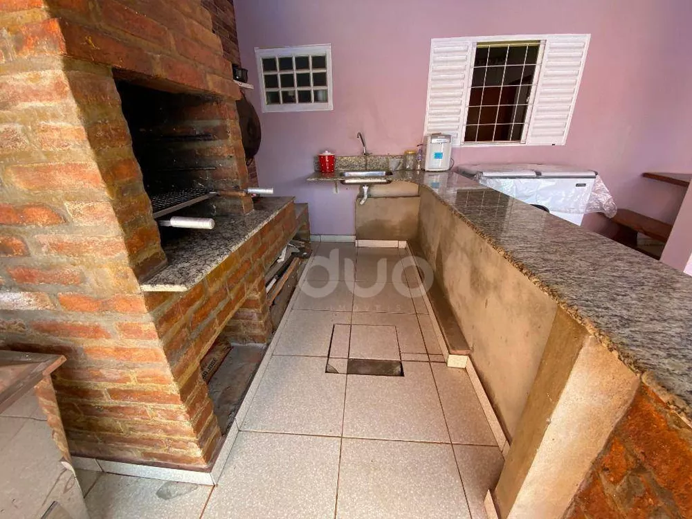 Casa à venda com 2 quartos, 126m² - Foto 1