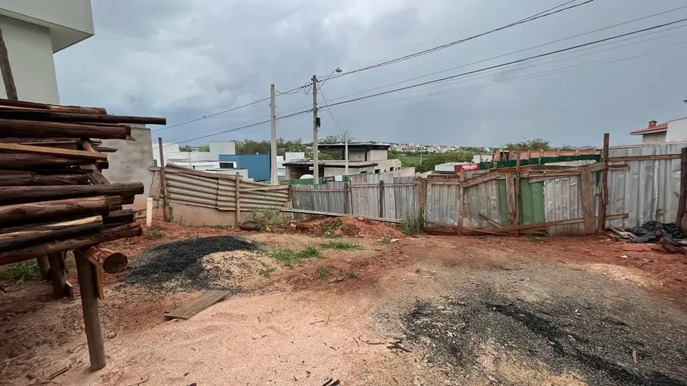 Loteamento e Condomínio, 323 m² - Foto 5