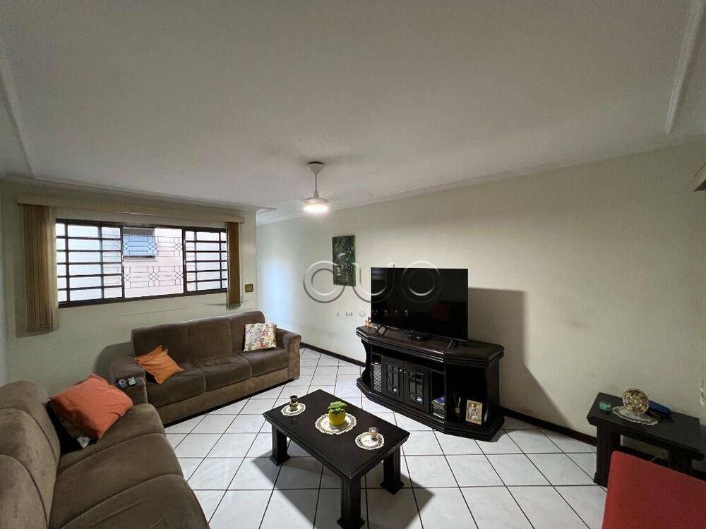 Casa, 3 quartos, 192 m² - Foto 4