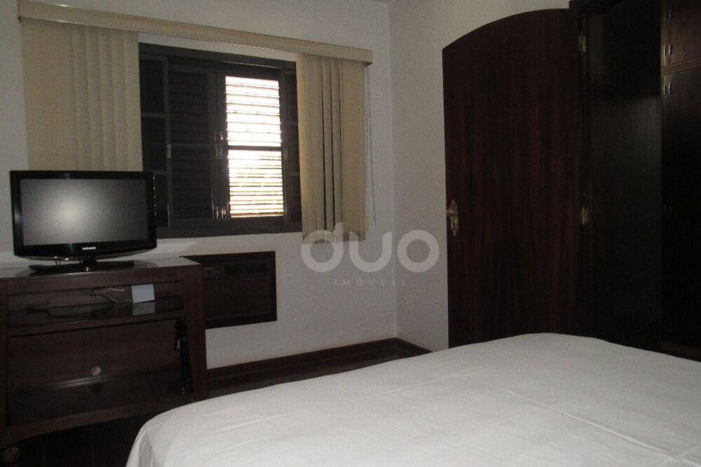 Casa, 3 quartos, 248 m² - Foto 3