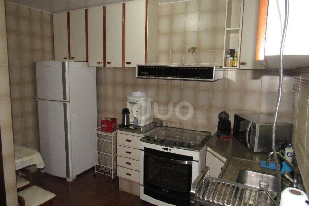 Casa, 3 quartos, 248 m² - Foto 2