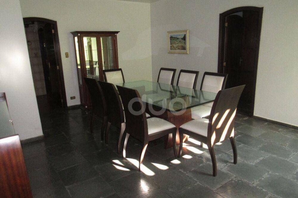 Casa, 3 quartos, 248 m² - Foto 1