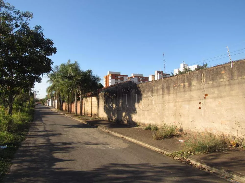 Terreno à venda, 1600M2 - Foto 2