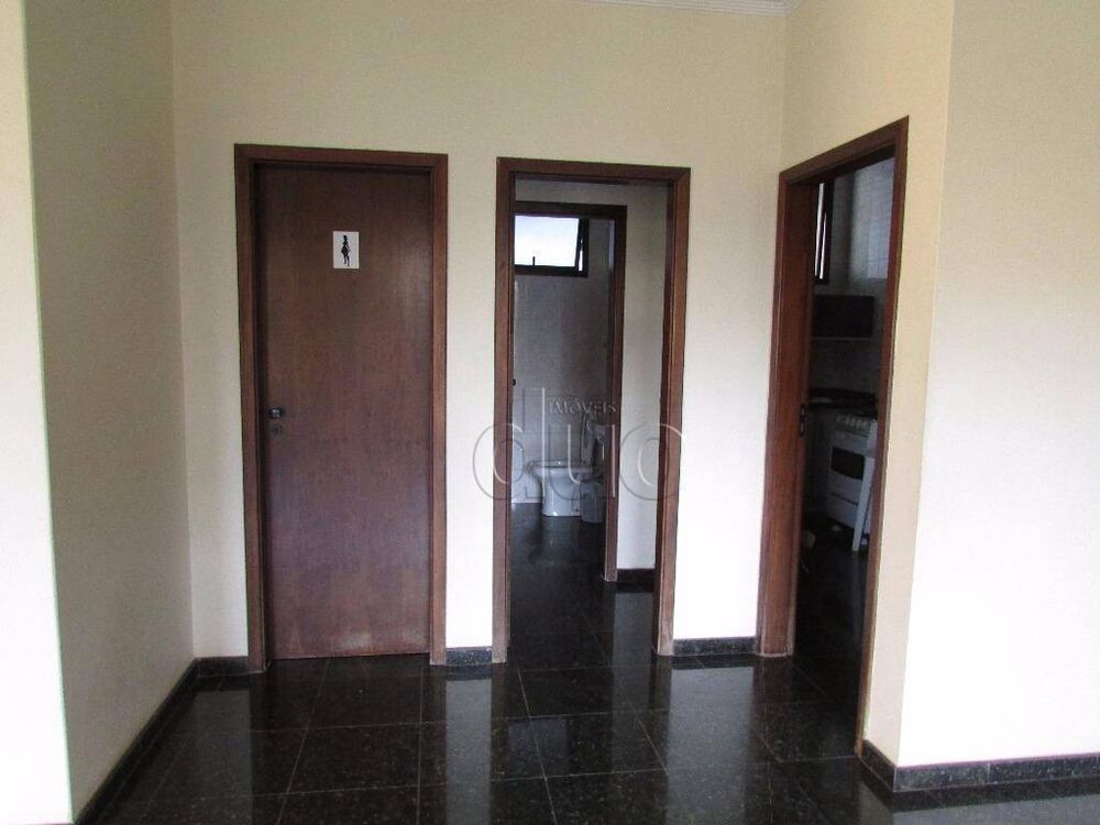 Apartamento à venda com 3 quartos, 143m² - Foto 2