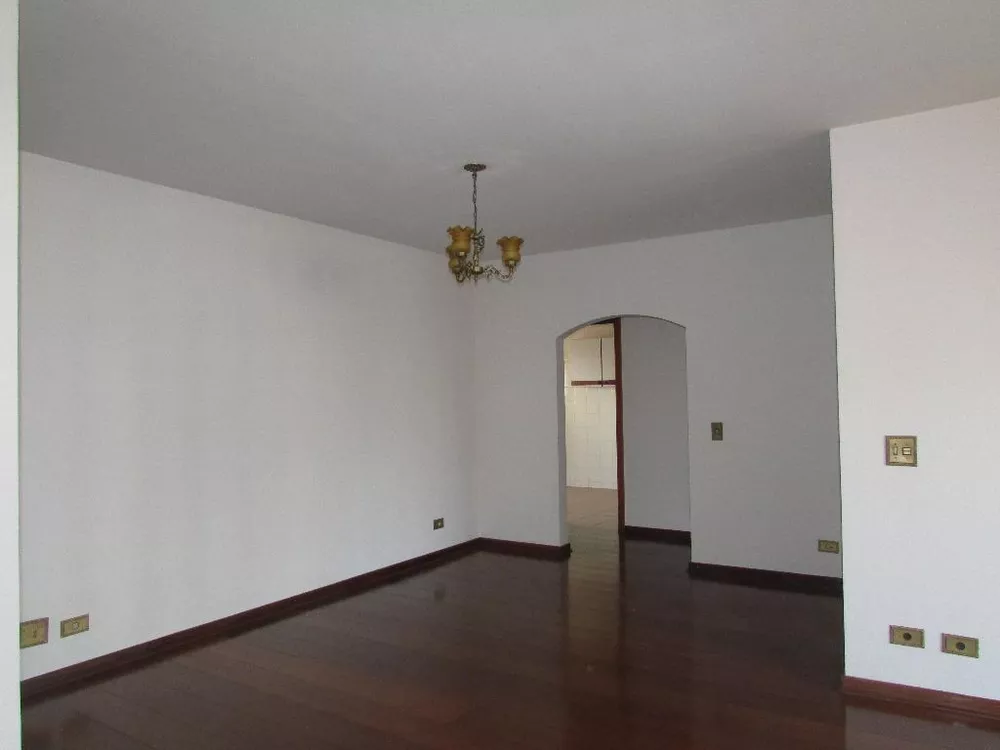 Apartamento à venda com 3 quartos, 180m² - Foto 5