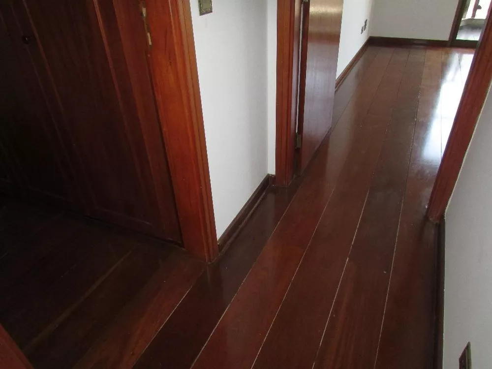 Apartamento à venda com 3 quartos, 180m² - Foto 6