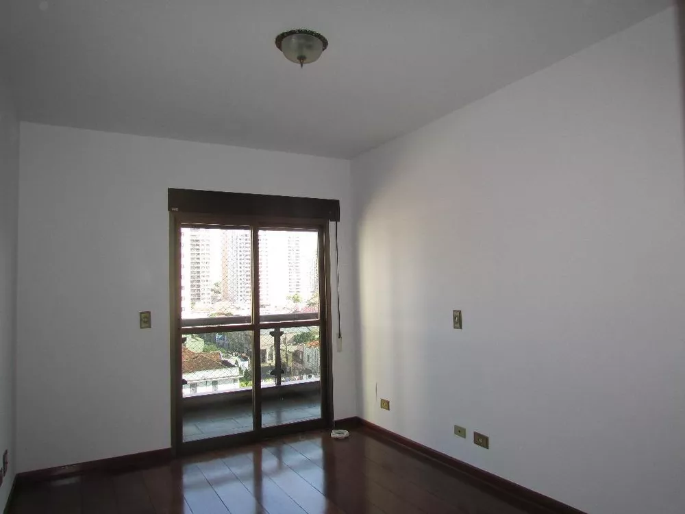 Apartamento à venda com 3 quartos, 180m² - Foto 7