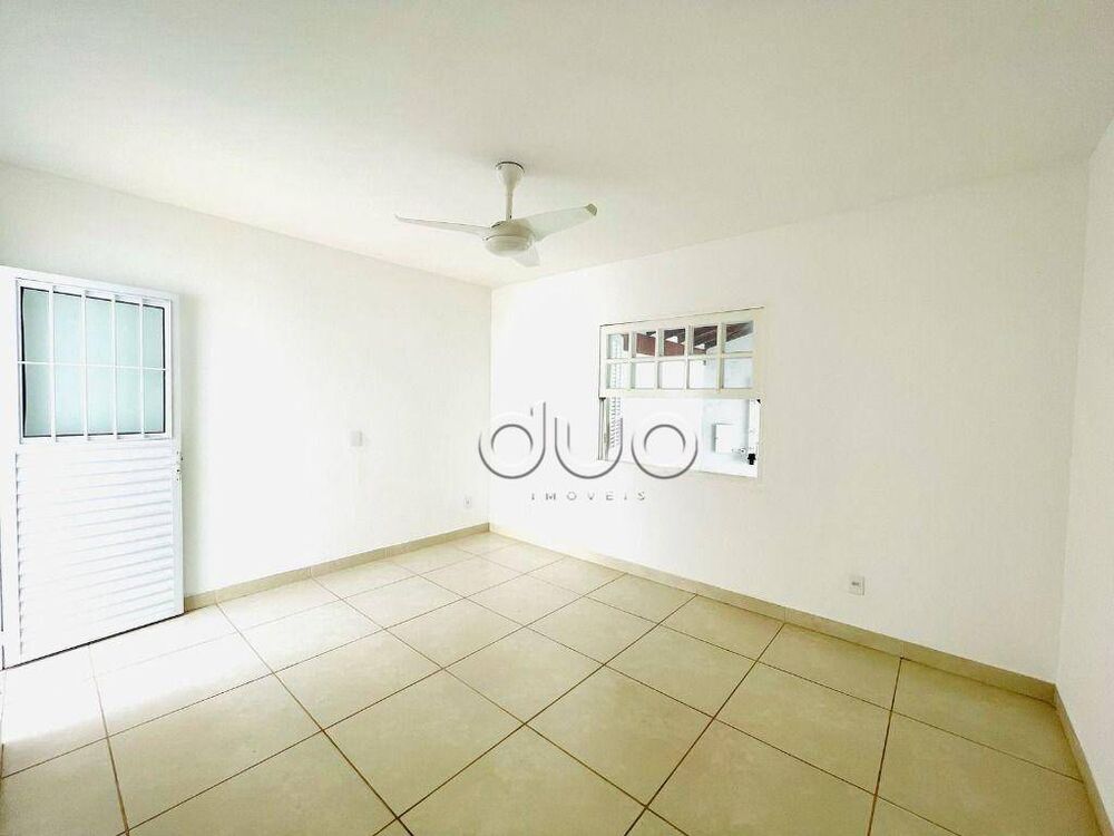 Casa, 3 quartos, 136 m² - Foto 1