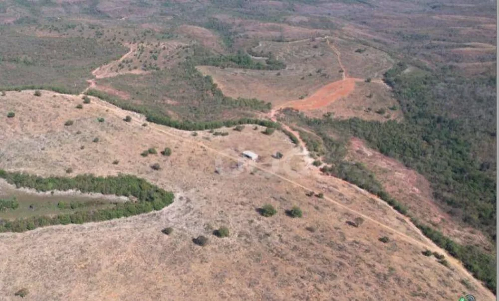 Fazenda à venda com 3 quartos, 120m² - Foto 2