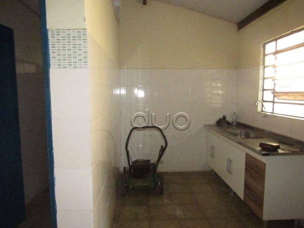 Casa para alugar com 2 quartos, 541m² - Foto 8