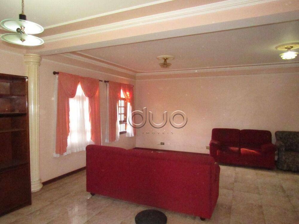 Casa para alugar com 2 quartos, 541m² - Foto 1