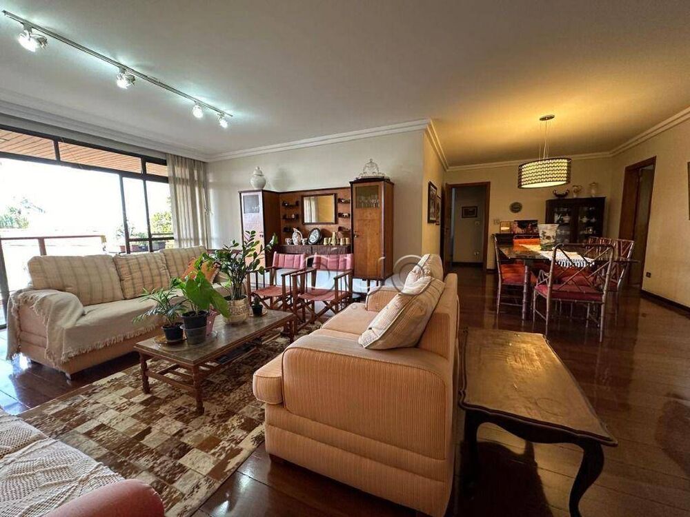 Apartamento, 3 quartos, 250 m² - Foto 1