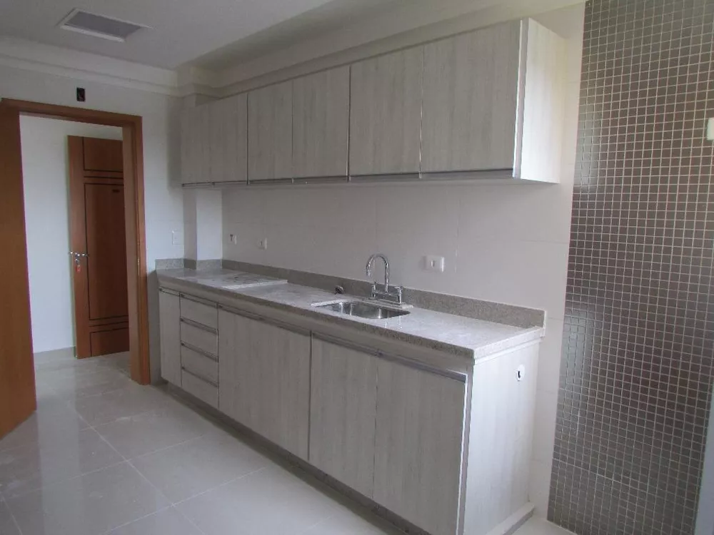 Apartamento à venda com 3 quartos, 103m² - Foto 1