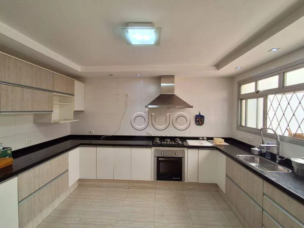 Casa, 3 quartos, 278 m² - Foto 32