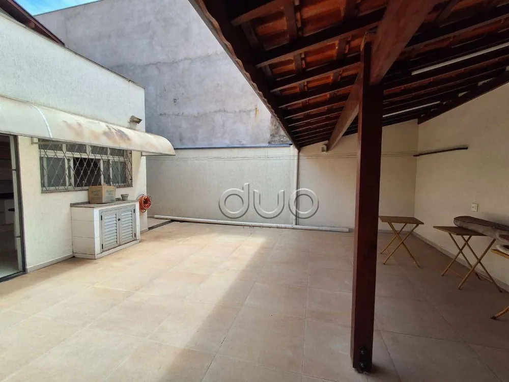 Casa, 3 quartos, 278 m² - Foto 29