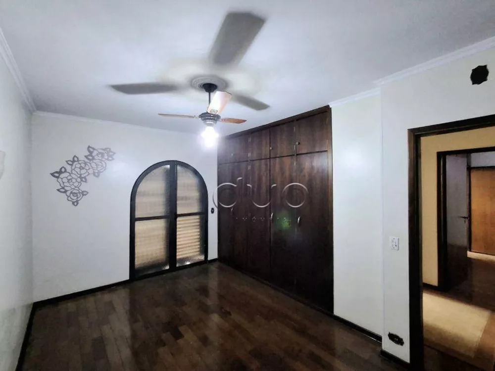 Casa, 3 quartos, 278 m² - Foto 27