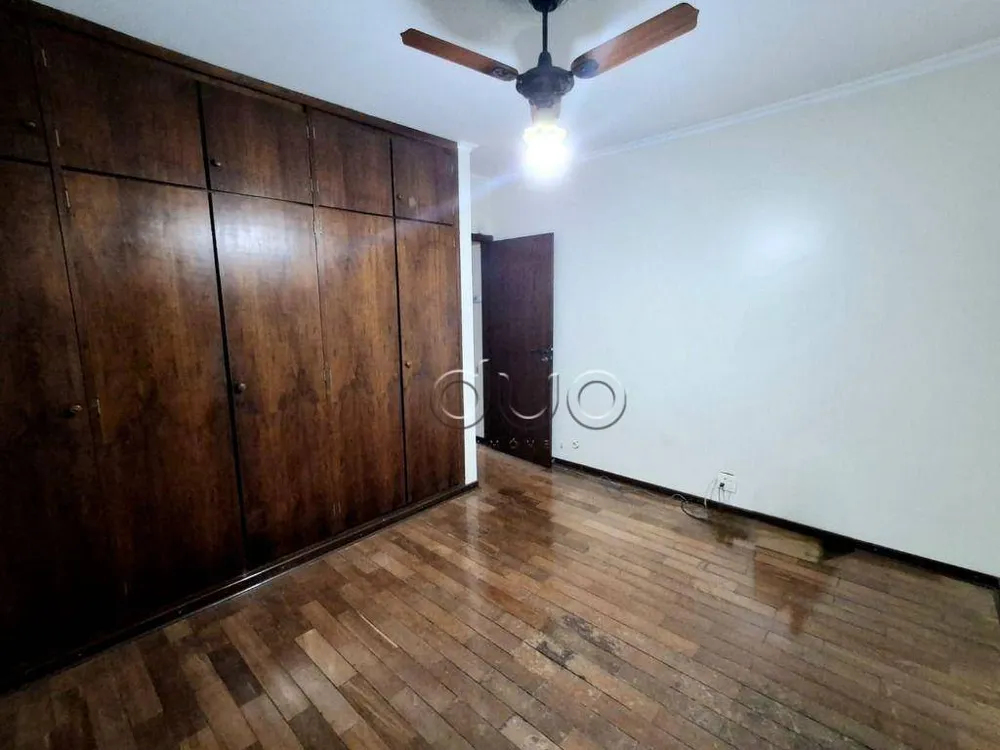 Casa, 3 quartos, 278 m² - Foto 33