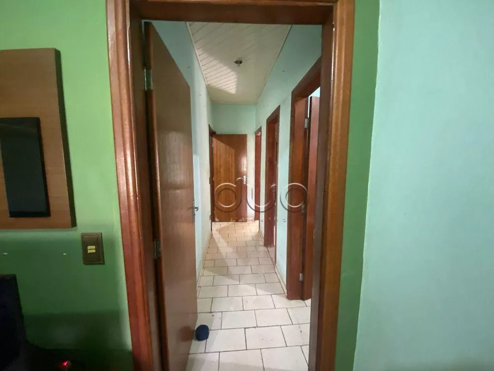 Casa à venda com 3 quartos, 75m² - Foto 4