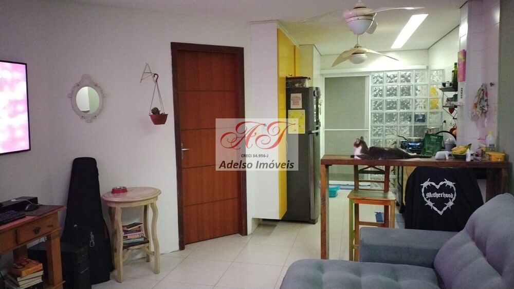 Casa à venda com 2 quartos, 79m² - Foto 3