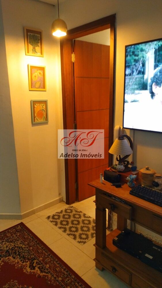 Casa à venda com 2 quartos, 79m² - Foto 8