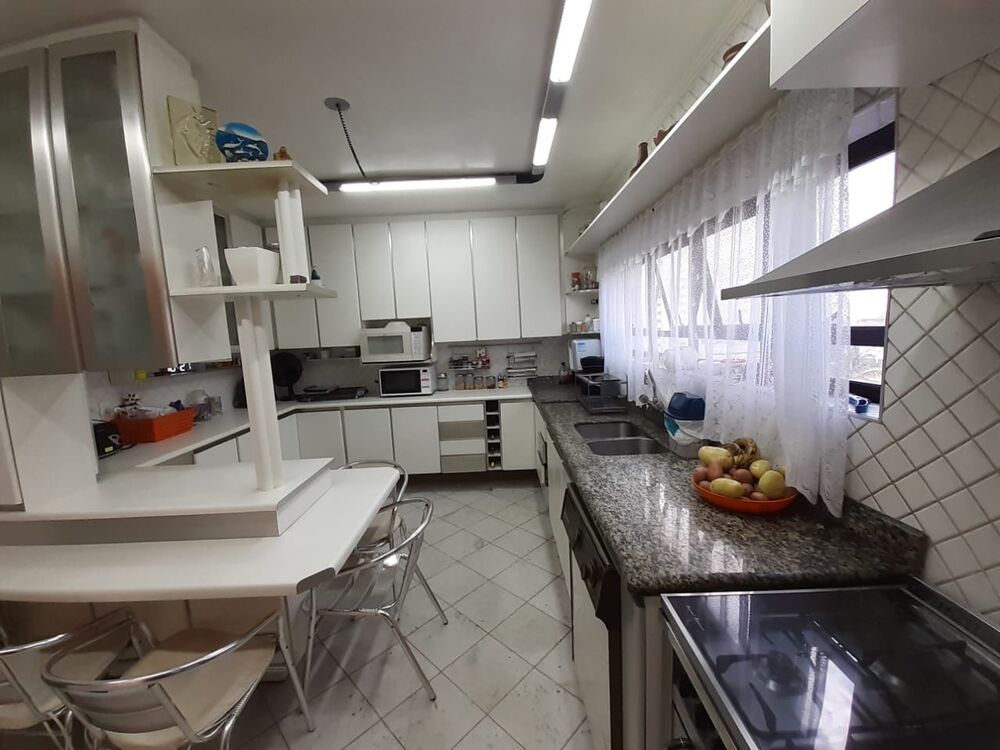 Apartamento, 3 quartos, 187 m² - Foto 1