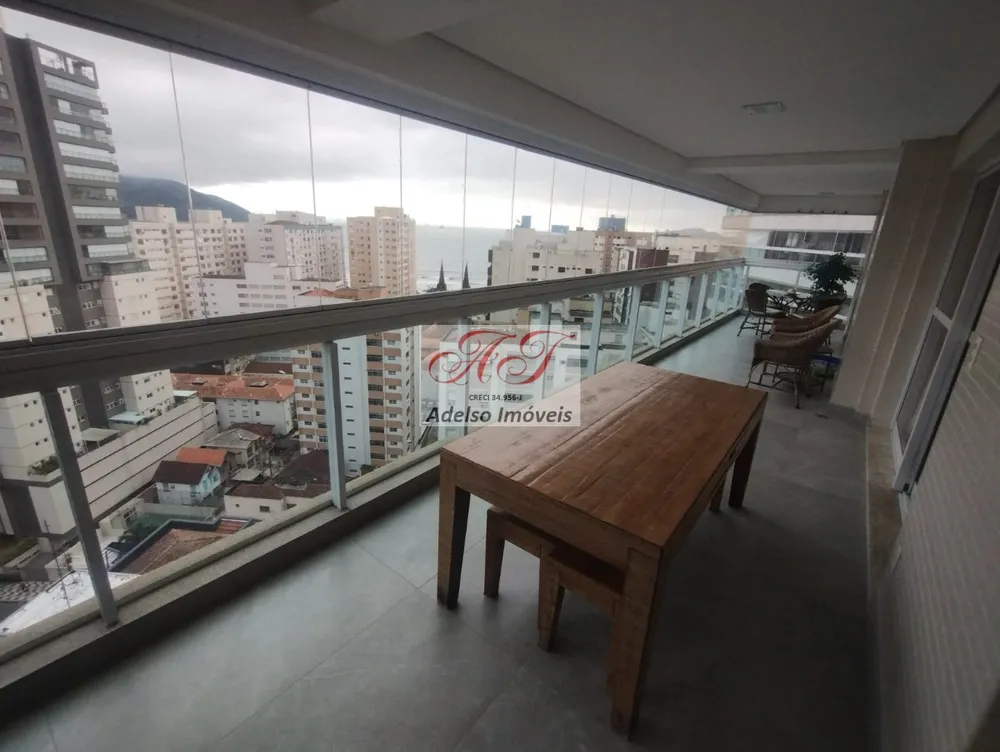 Apartamento, 3 quartos, 220 m² - Foto 1