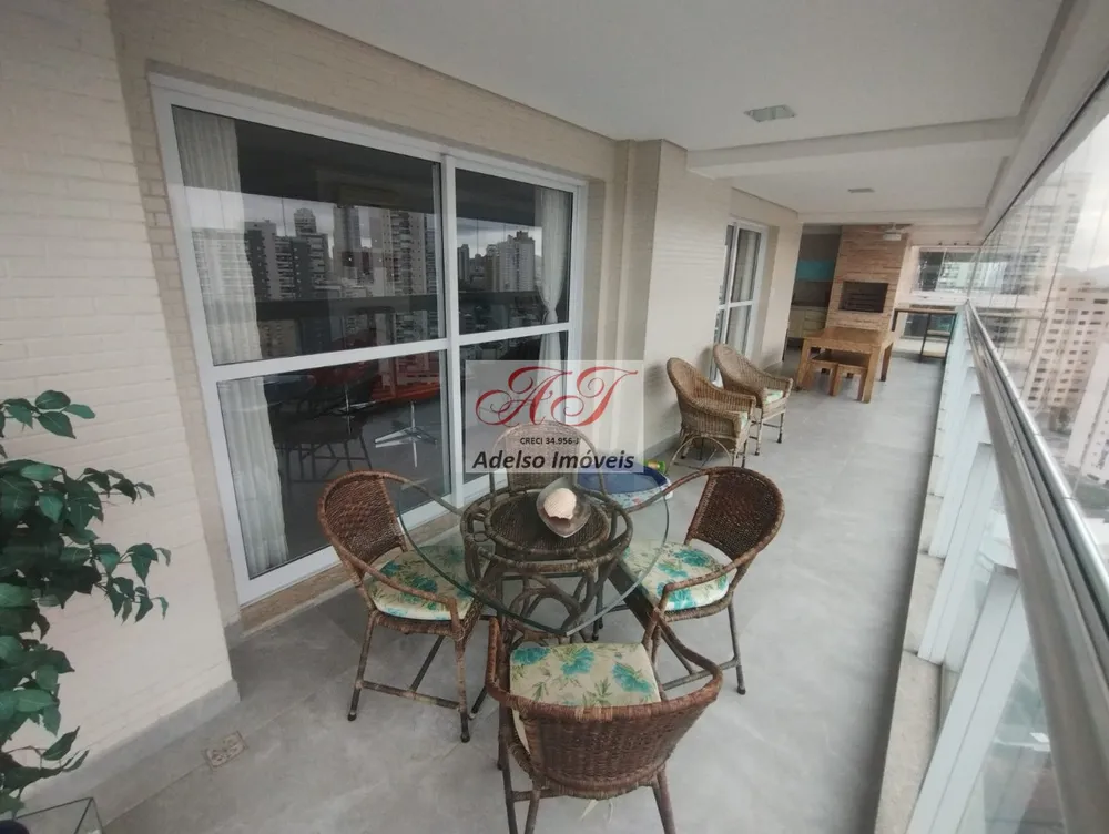 Apartamento, 3 quartos, 220 m² - Foto 2