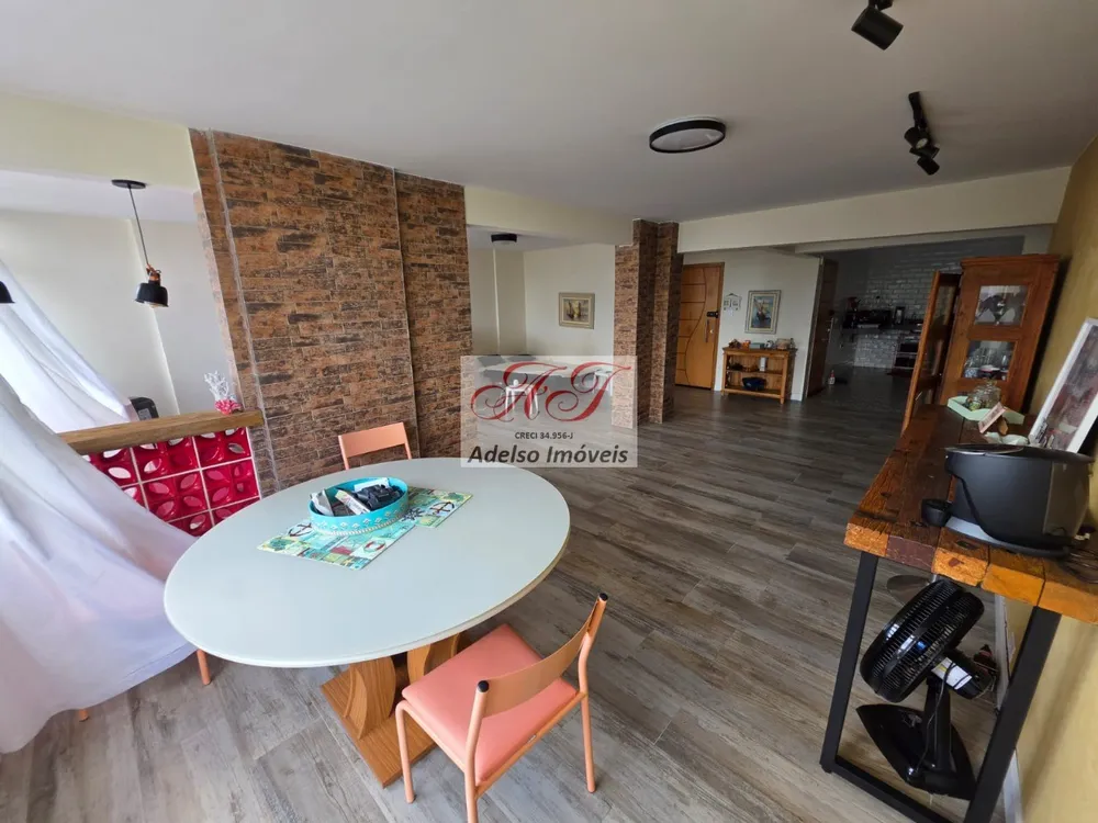Apartamento, 3 quartos, 130 m² - Foto 1