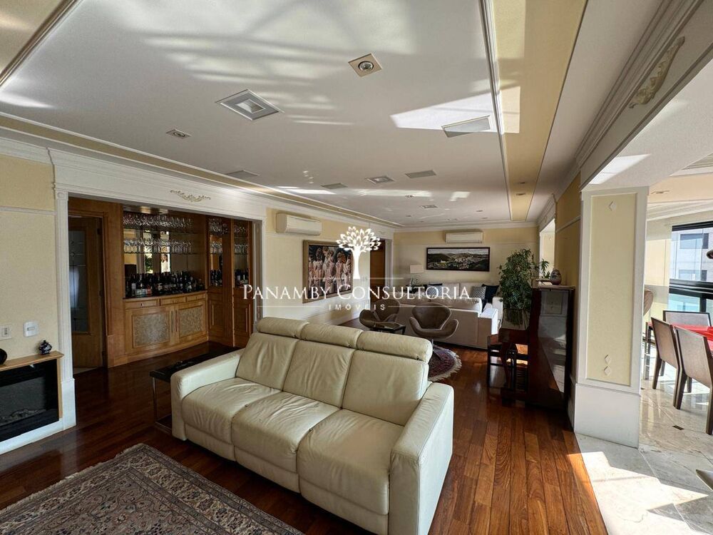 Apartamento, 3 quartos, 213 m² - Foto 1