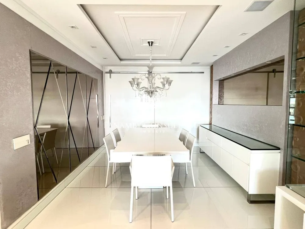Apartamento, 3 quartos, 241 m² - Foto 4