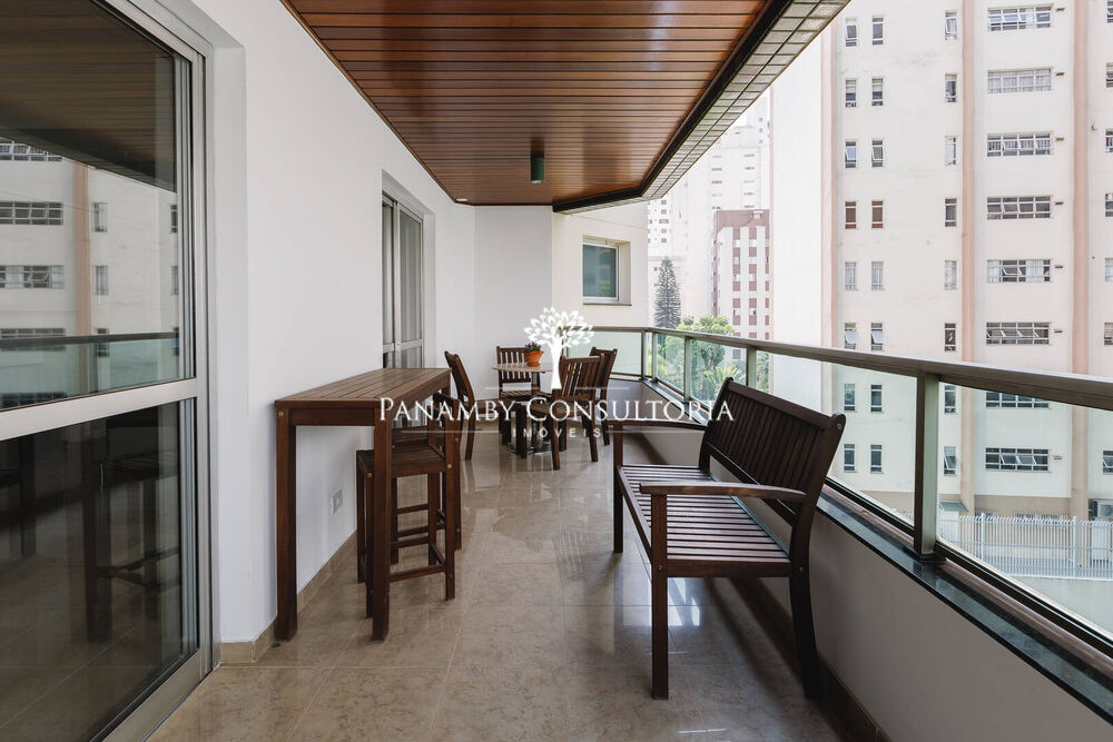 Apartamento, 3 quartos, 208 m² - Foto 1