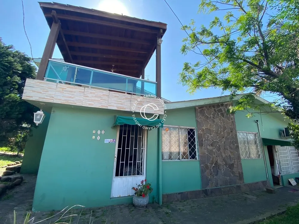 Casa, 6 quartos, 240 m² - Foto 1