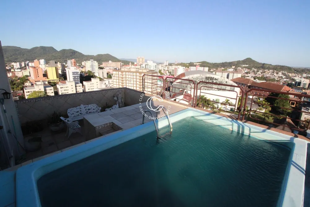 Cobertura, 4 quartos, 220 m² - Foto 1