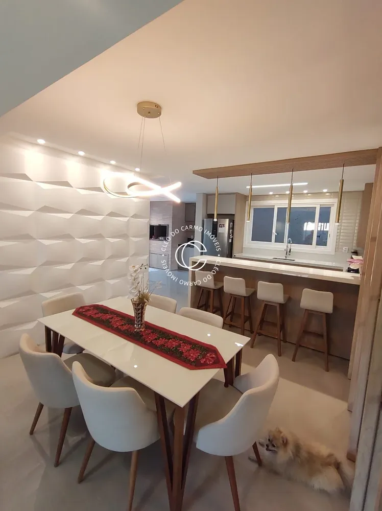 Casa, 3 quartos, 175 m² - Foto 2