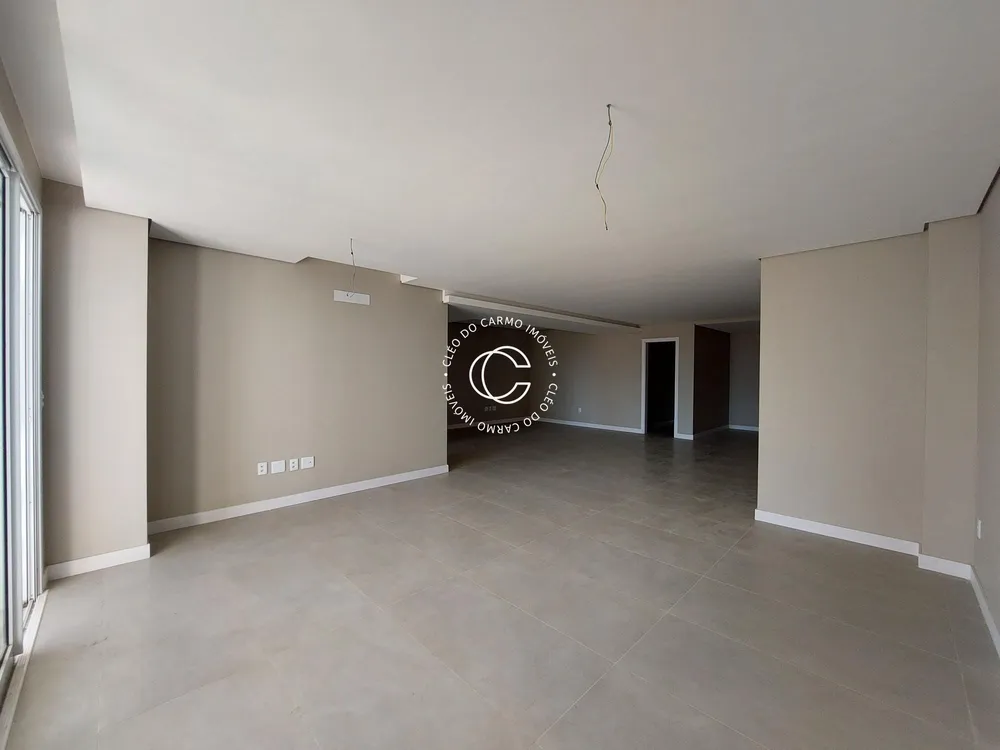 Apartamento, 3 quartos, 193 m² - Foto 2