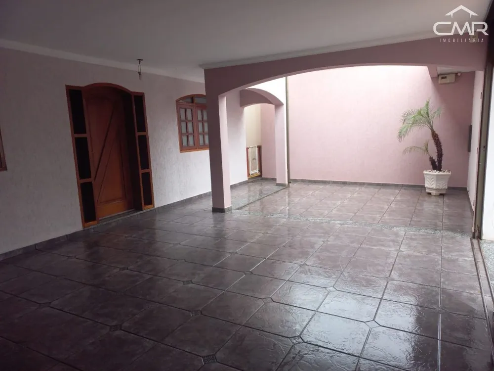 Casa, 4 quartos, 257 m² - Foto 3