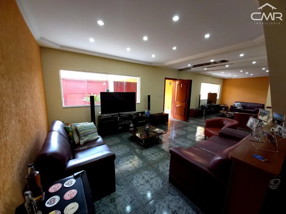Casa, 3 quartos, 179 m² - Foto 4