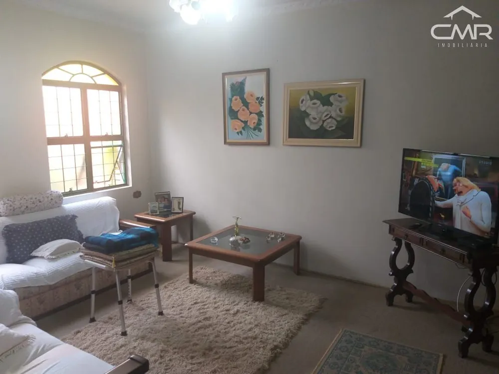 Casa, 3 quartos, 232 m² - Foto 2